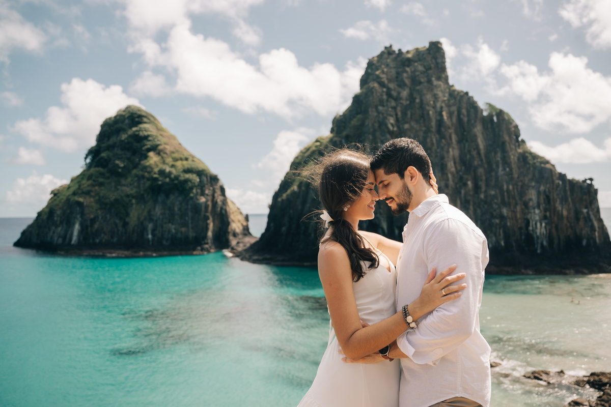 Ensaio de casal em Fernando de Noronha.