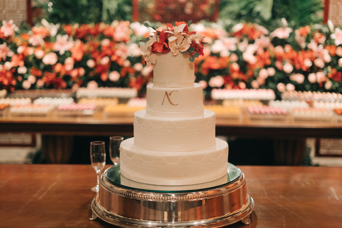 Bolo de casamento.