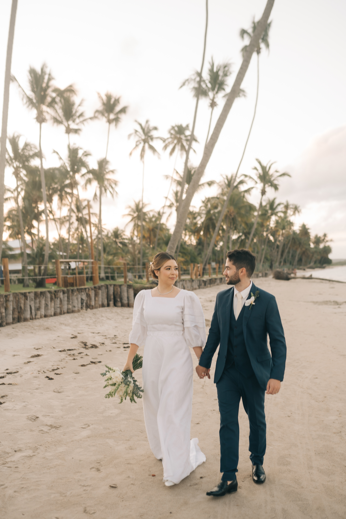 Ensaio do casal na praia dos Carneiros.