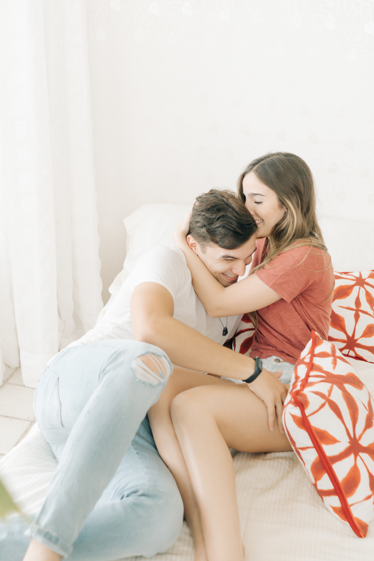 Ensaio de casal em casa.