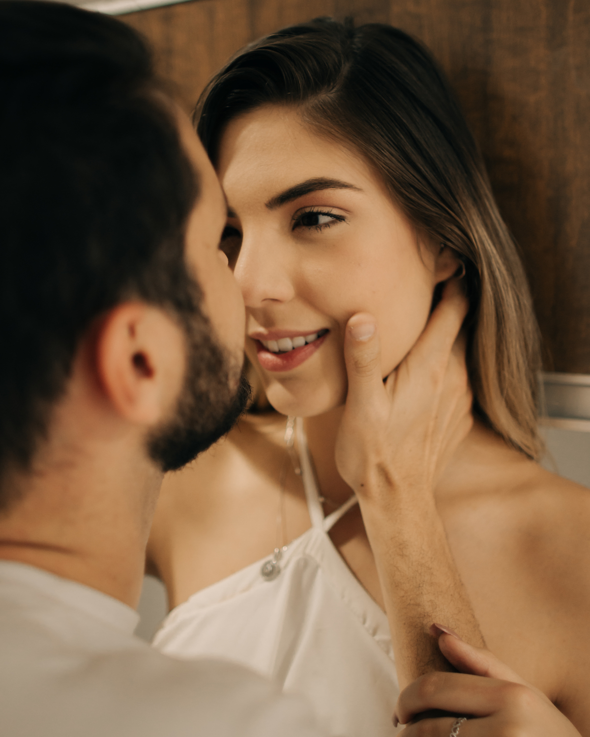 Ensaio de casal em casa.