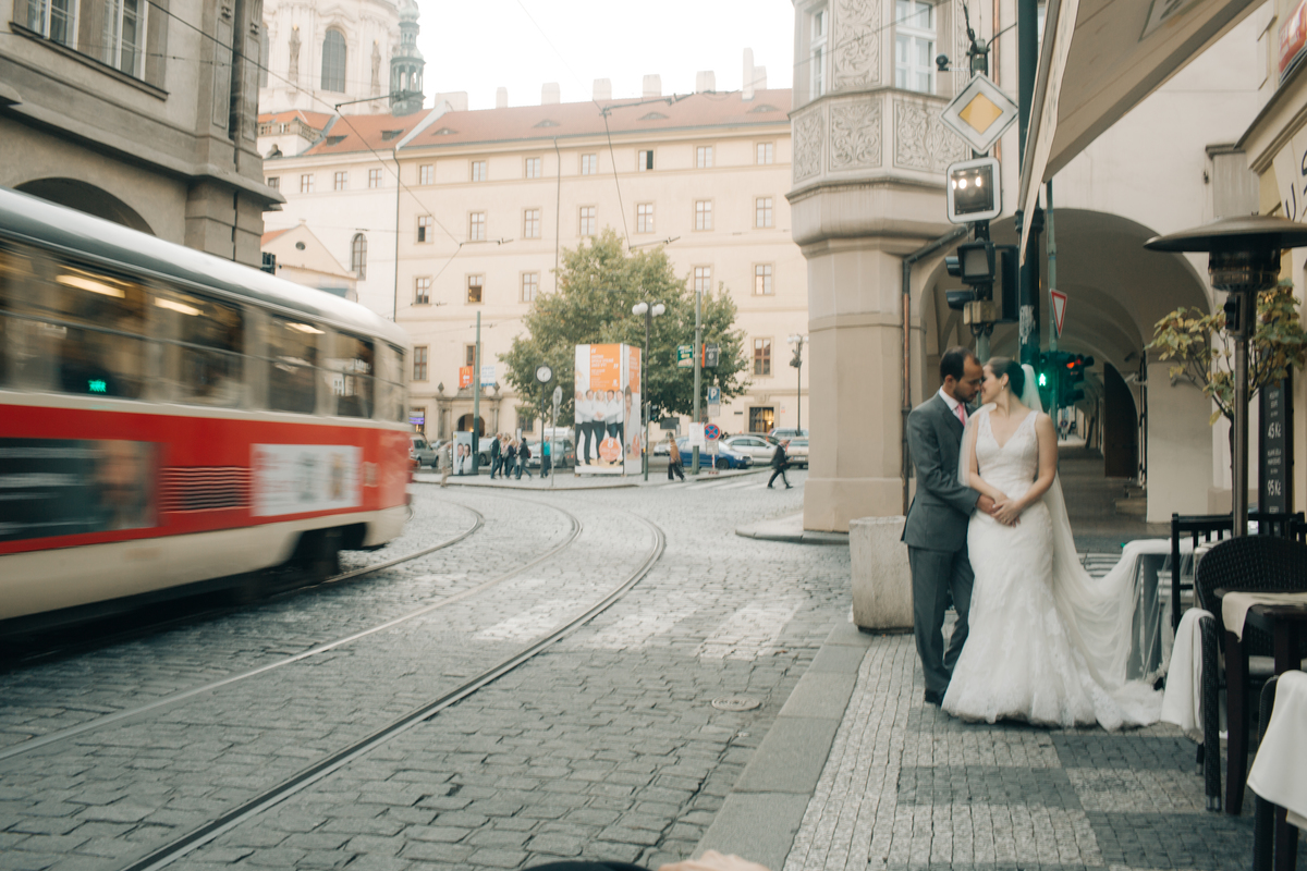 Ensaio de casal em Praga.