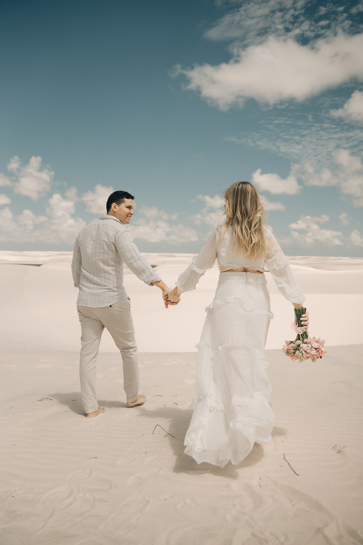 Ensaio de casal nos lençóis Maranhense.