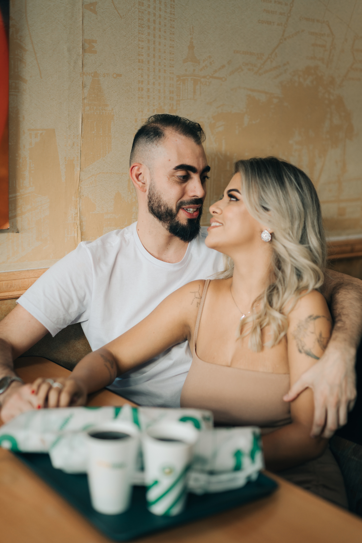 Ensaio de casal na Subway.