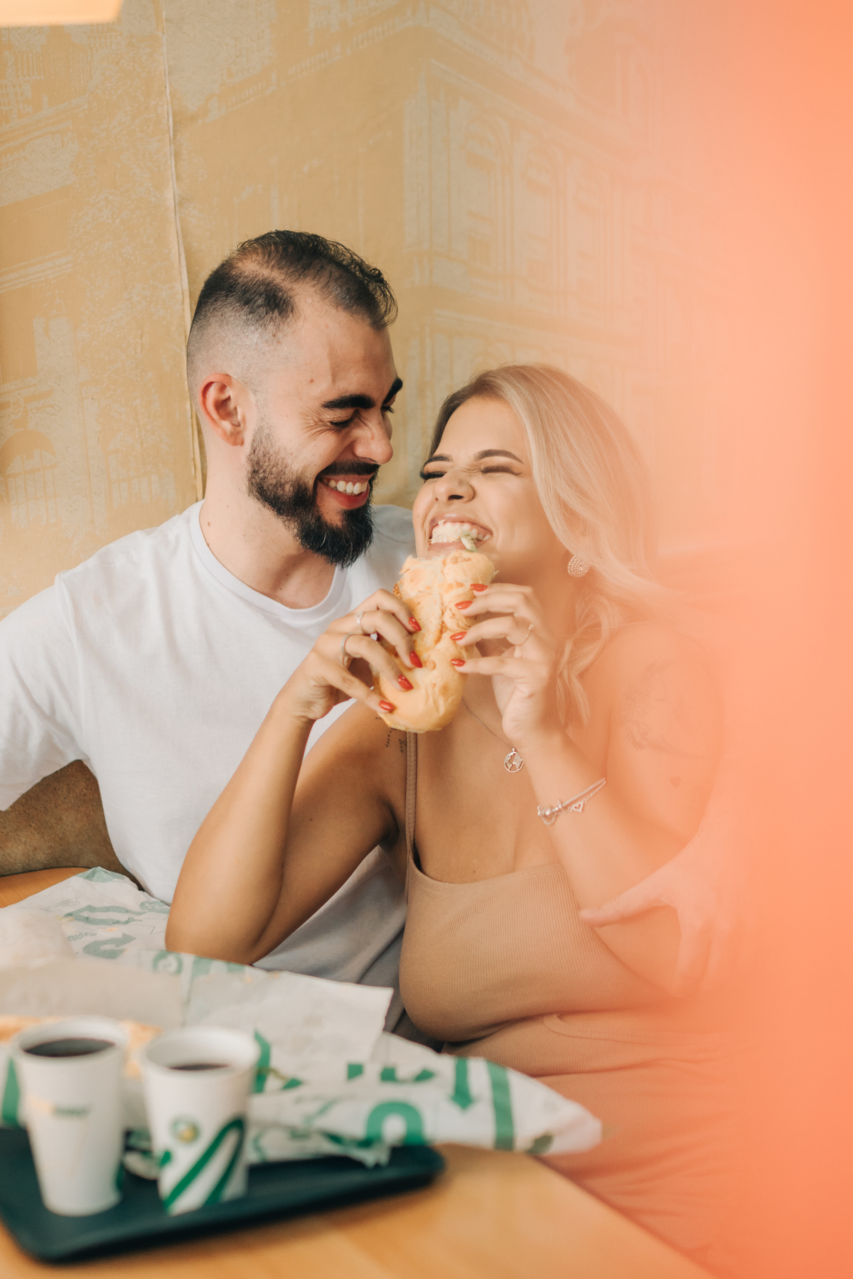 Ensaio de casal na Subway.