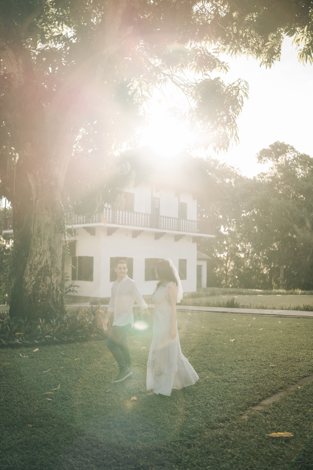 Ensaio pré casamento em aldeia.