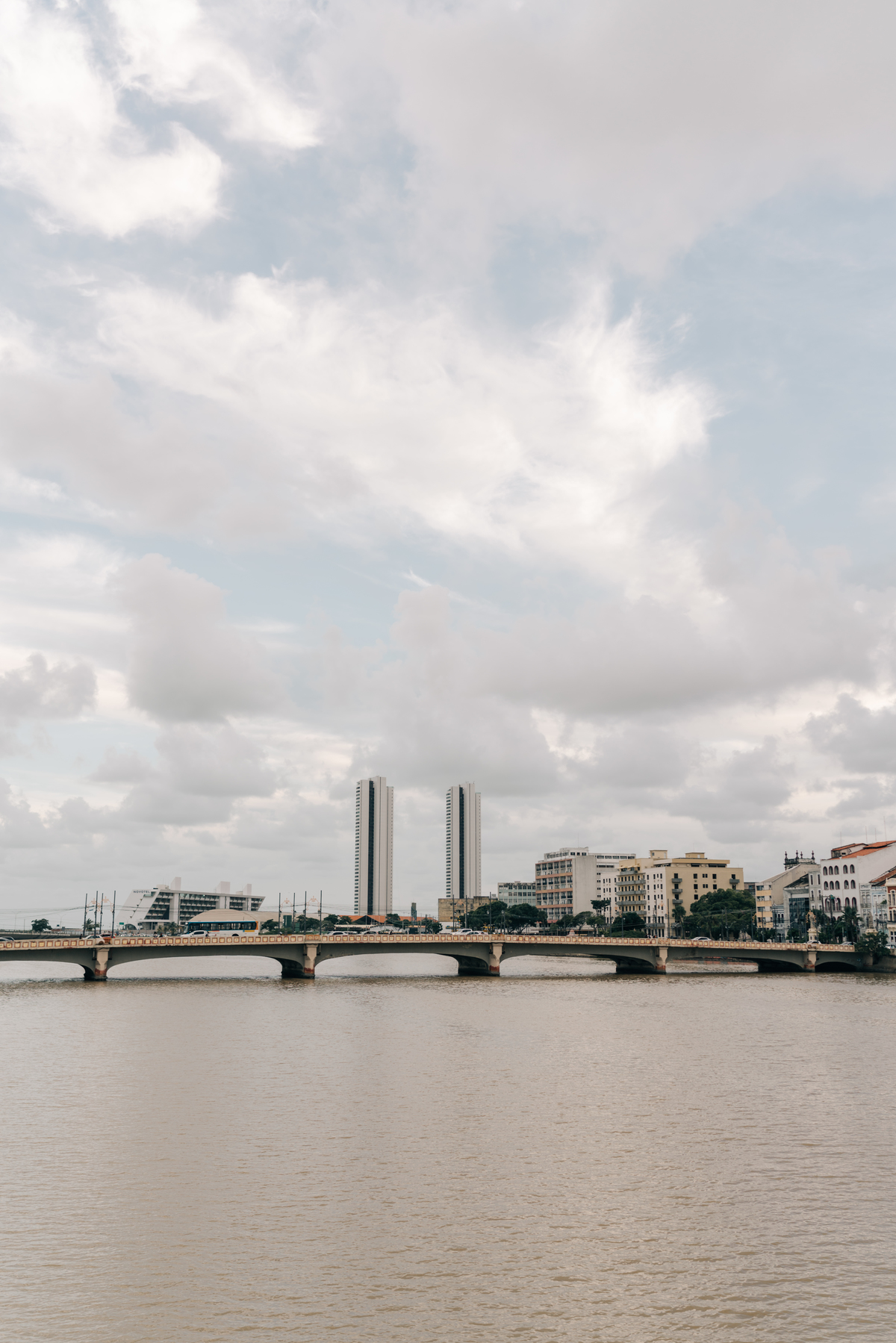 Ensaio de casal no Recife antigo.