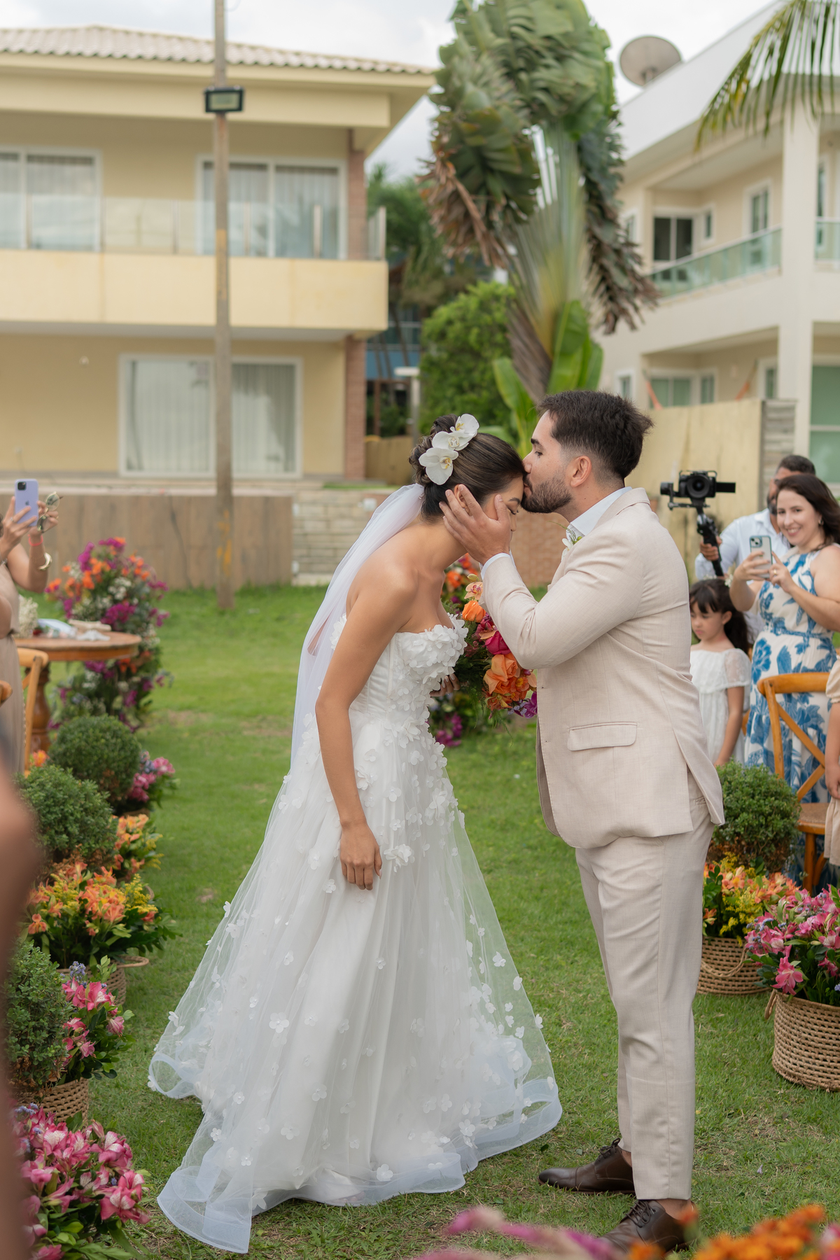 Casamento na praia de Tamandaré.