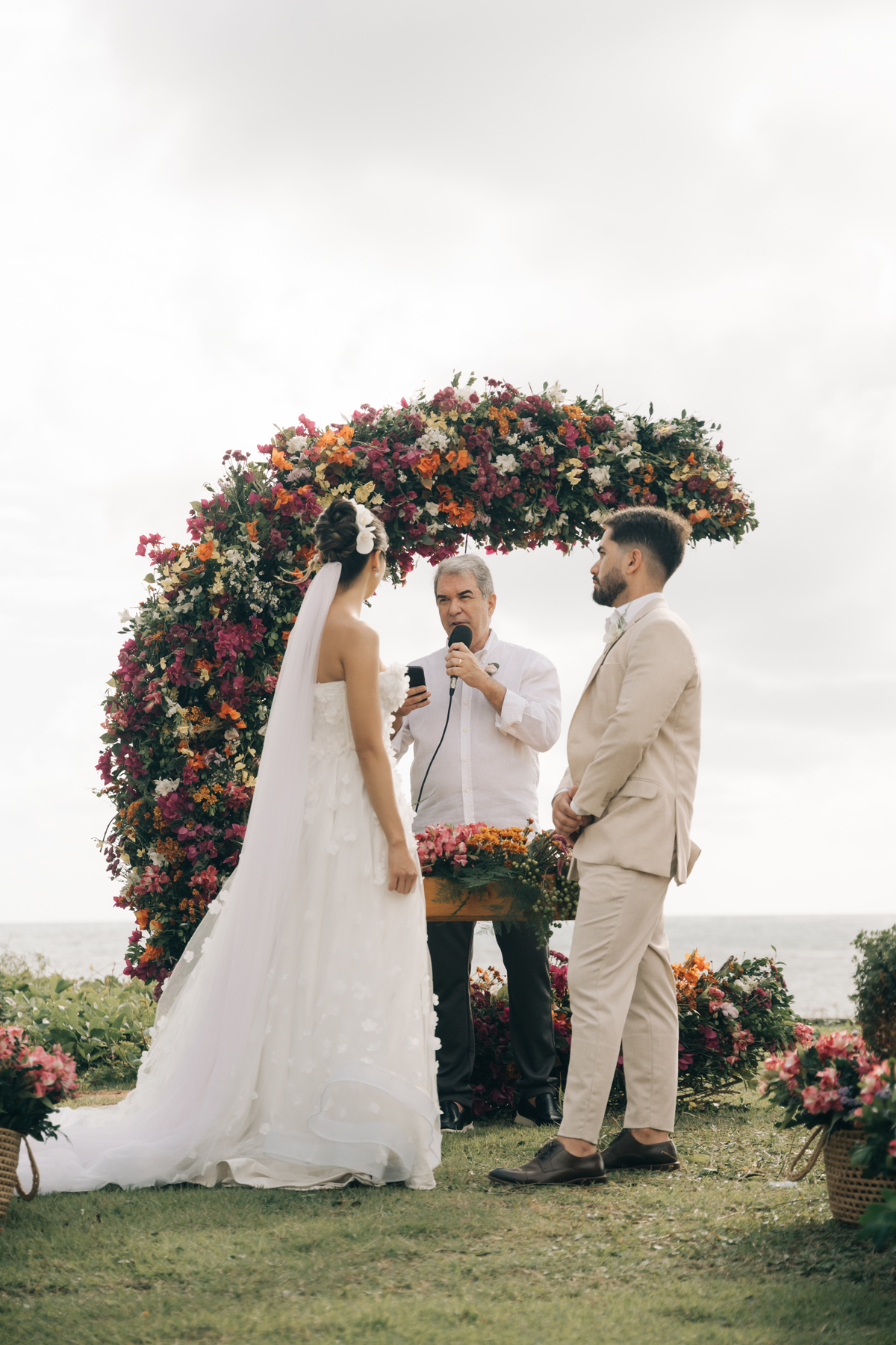 Casamento na praia de Tamandaré.