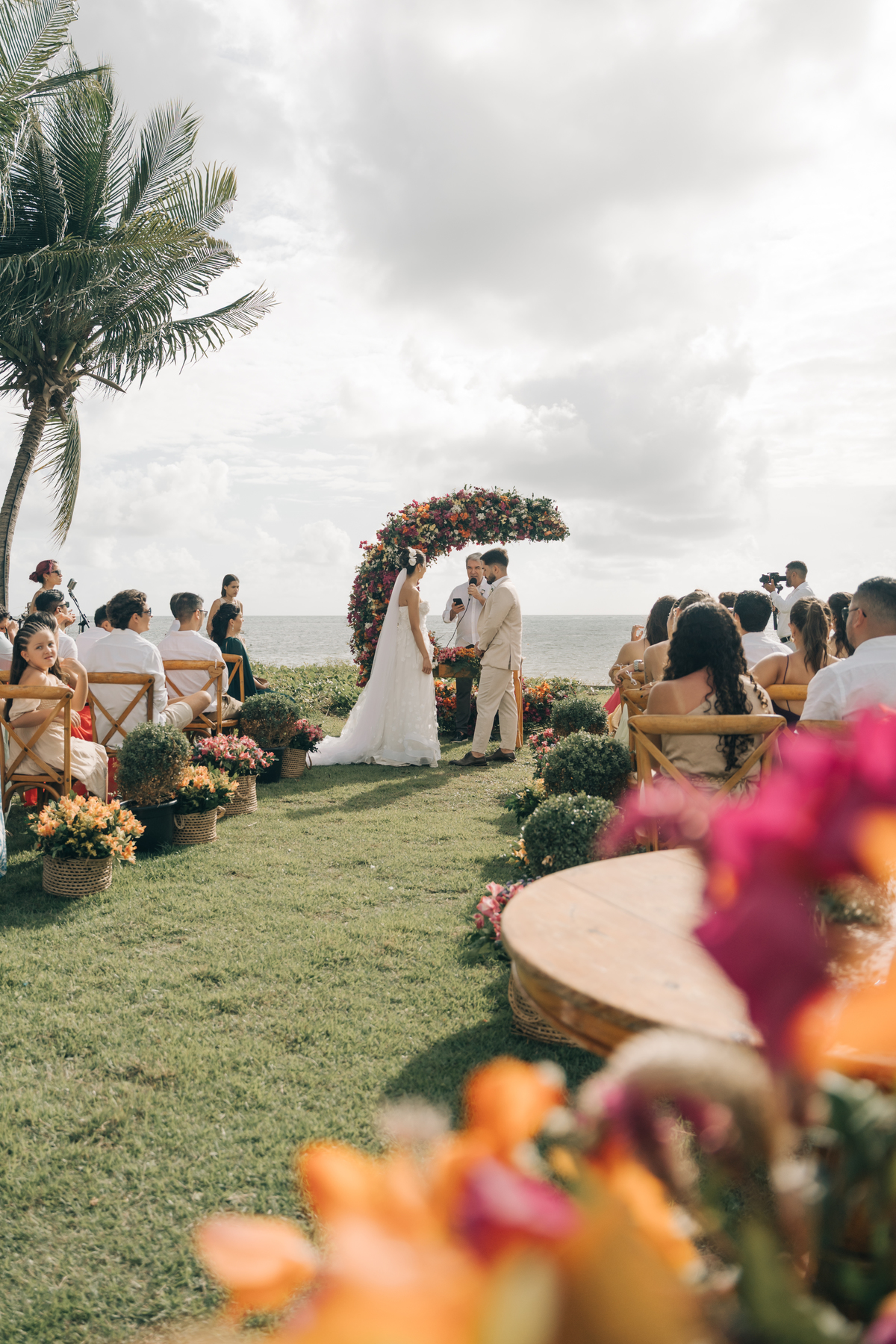 Casamento na praia de Tamandaré.