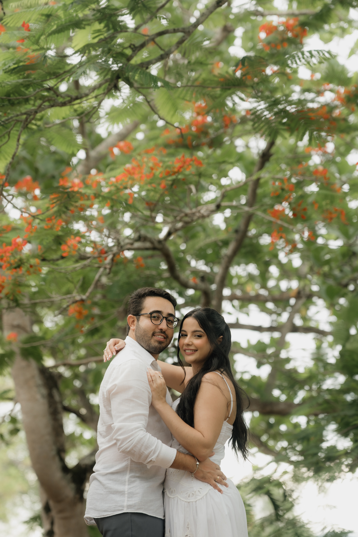 Ensaio pré wedding no por do sol.