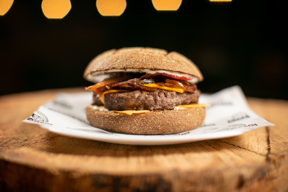 Hamburgueria Empório Amadeo