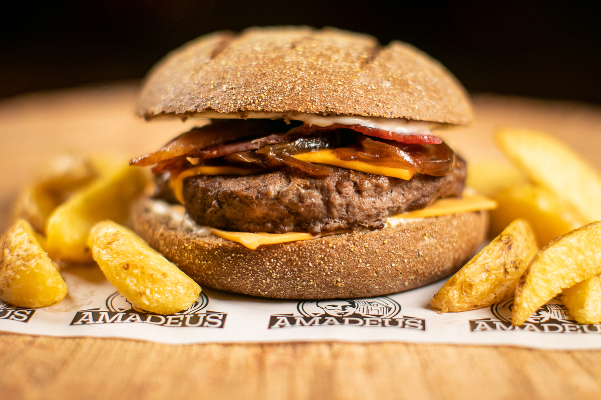 Hamburgueria Empório Amadeo