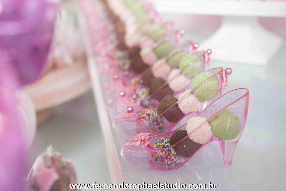 fabiana schreiner; fernando raphael; aniversario infantil; buffet les anis; classe a estudio; cup cake; estudio profissional; fernando raphael studio; fotografa fabiana schreiner; fotografia profissional; fotografo em recife; fotografo profissional; fotog