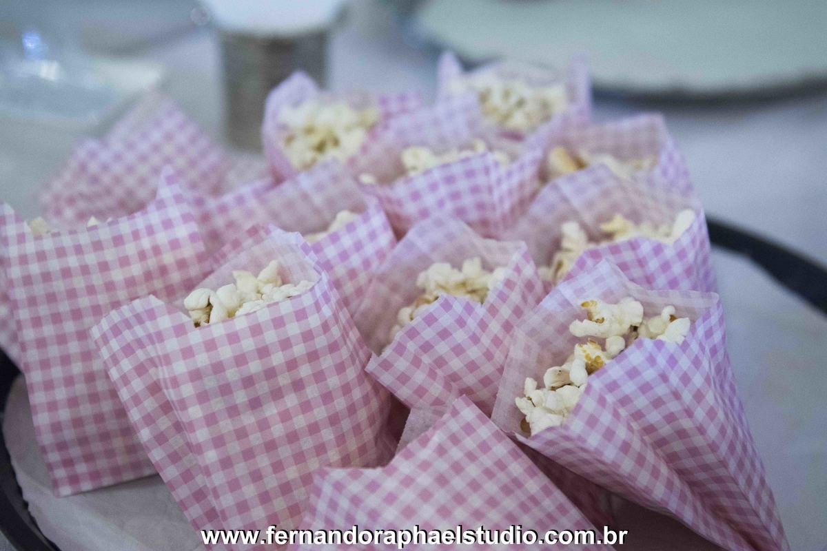 fabiana schreiner; fernando raphael; aniversario infantil; buffet les anis; classe a estudio; cup cake; estudio profissional; fernando raphael studio; fotografa fabiana schreiner; fotografia profissional; fotografo em recife; fotografo profissional; fotog
