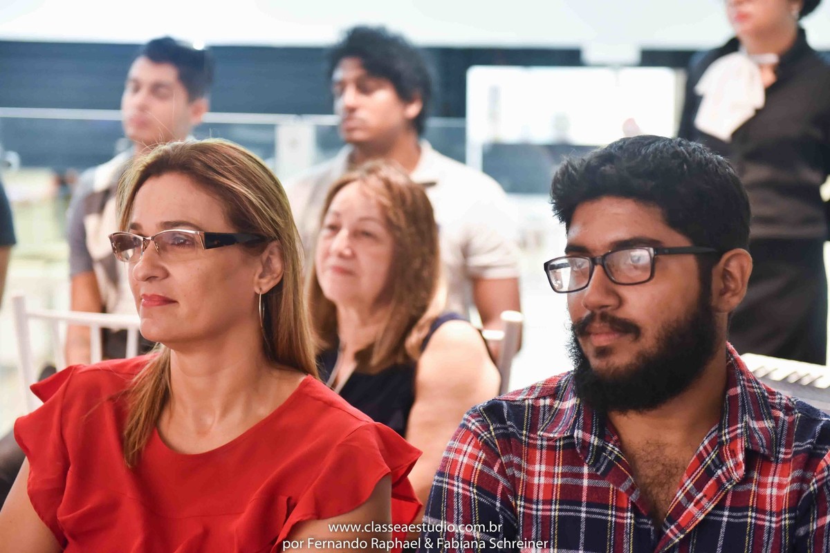 Palestra com a assessora de noivas fabiana schreiner no shopping rio mar