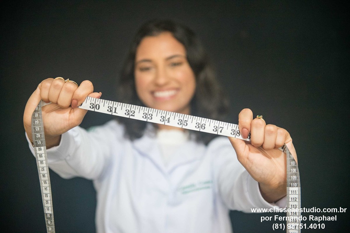 Ensaio fotográfico de formandos em estúdio fotográfico.