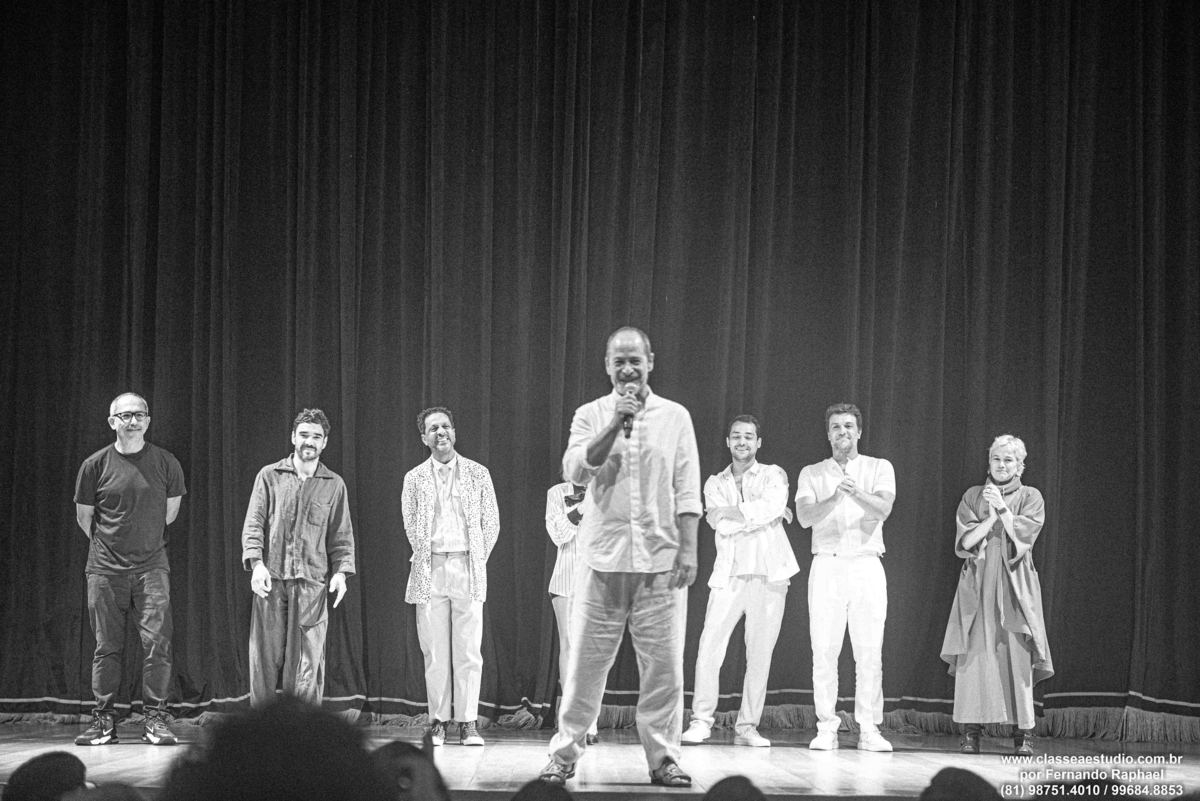 Caio Blat, Eduardo Sterblich, Edson Celulari, Luisa Arraes, Luis Miranda, Rodrigo Lombard, Guel Arraes, Tânia Alves, Dan Stulbach, Carol Castro, Helena Ranaldi nofestival de cinema