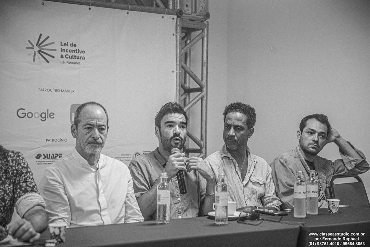 Caio Blat, Eduardo Sterblich, Edson Celulari, Luisa Arraes, Luis Miranda, Rodrigo Lombard, Guel Arraes, Tânia Alves, Dan Stulbach, Carol Castro, Helena Ranaldi no festival de cinema