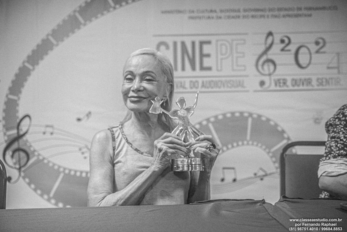 tania alves no festival do áudio visual