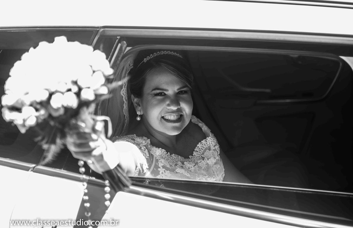 Classe A Estudio Fotografico; casamento; casamentos e eventos; cerimonial requinte; clip de casamento; estudio fotografico; evandra bento; fernando raphael estudio fotografico; filmagem de casamento; foto e filmagem de casamento; foto e video de casamento