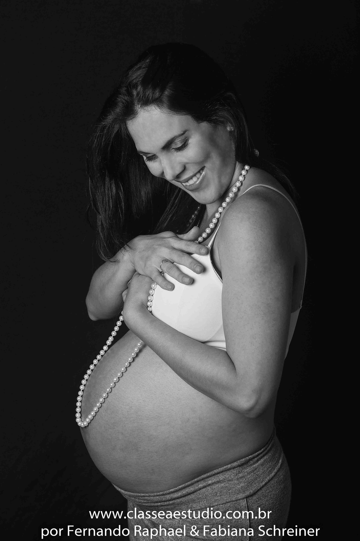 Book fotográfico de gravida em estúdio