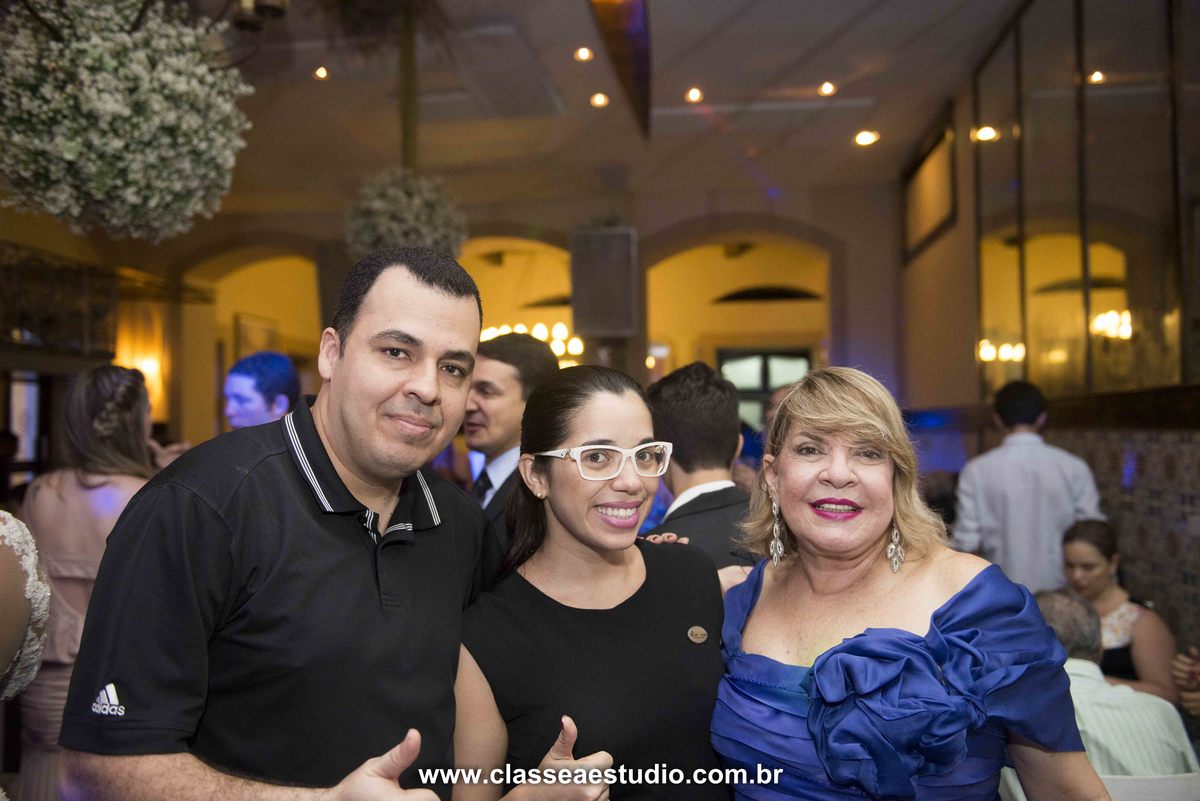 Classe A Estudio Fotografico; casamento; casamentos e eventos; cerimonial ruth braun, clip de casamento; estudio fotografico; fernando raphael estudio fotografico; filmagem de casamento; foto e filmagem de casamento; foto e video de casamento; foto e vide