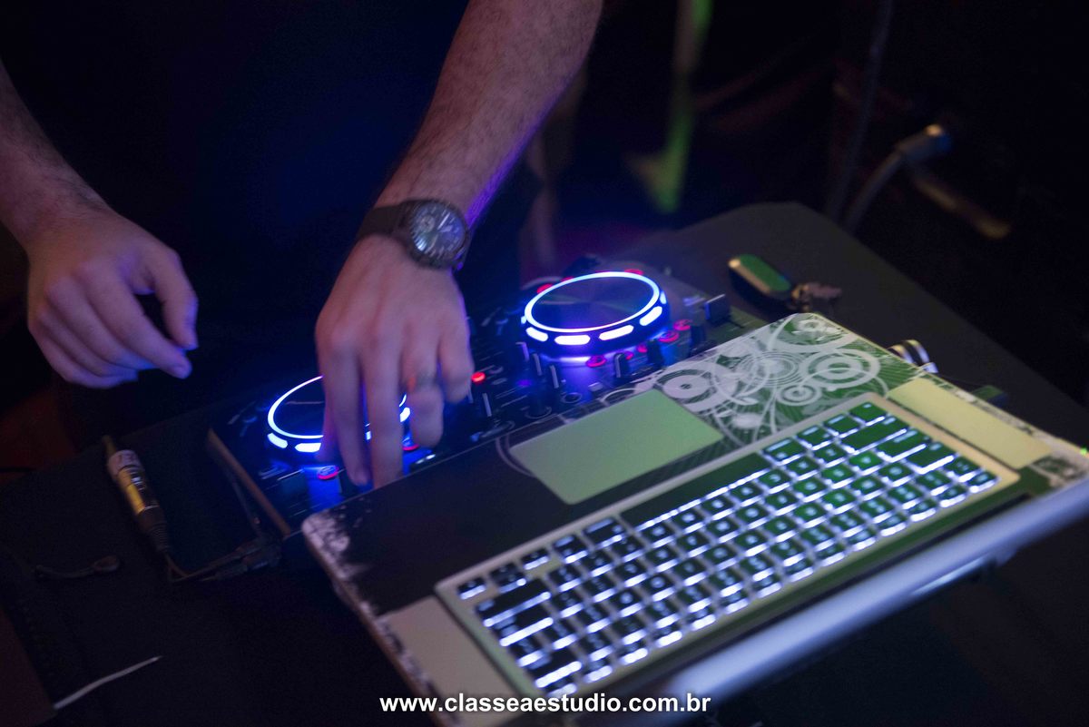 Classe A Estudio Fotografico; casamento; casamentos e eventos; cerimonial ruth braun, clip de casamento; estudio fotografico; fernando raphael estudio fotografico; filmagem de casamento; foto e filmagem de casamento; foto e video de casamento; foto e vide