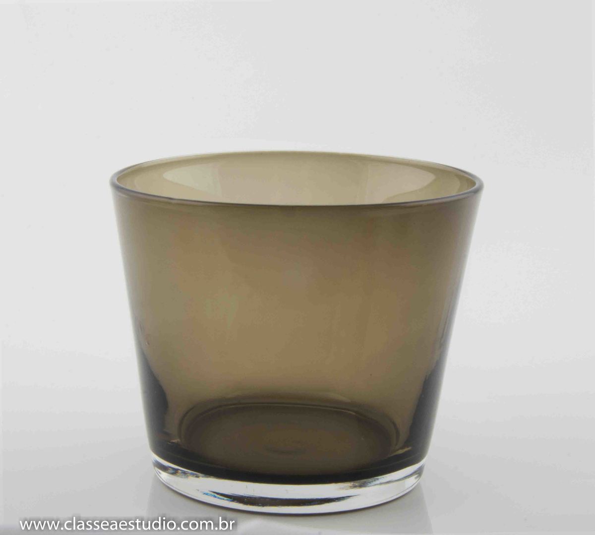 fotos publicitárias para campanhas de agências de publicidade.
Estúdio fotográfico e vídeo profissional, catálogos, look book, editoriais,book fotográfico; vídeo-clips; vídeo profissional; foto