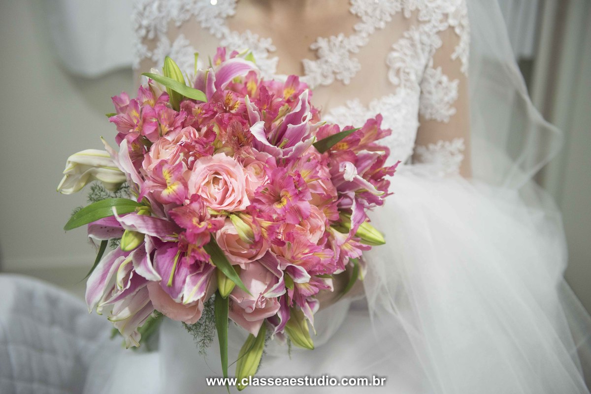 Classe A Estudio Fotografico; casamento; casamentos e eventos; casamentos fotografia; casamentos fotografos; clip de casamento; estudio fotografico; fernando raphael estudio fotografico; filmagem de casamento; foto e filmagem de casamento; foto e video de