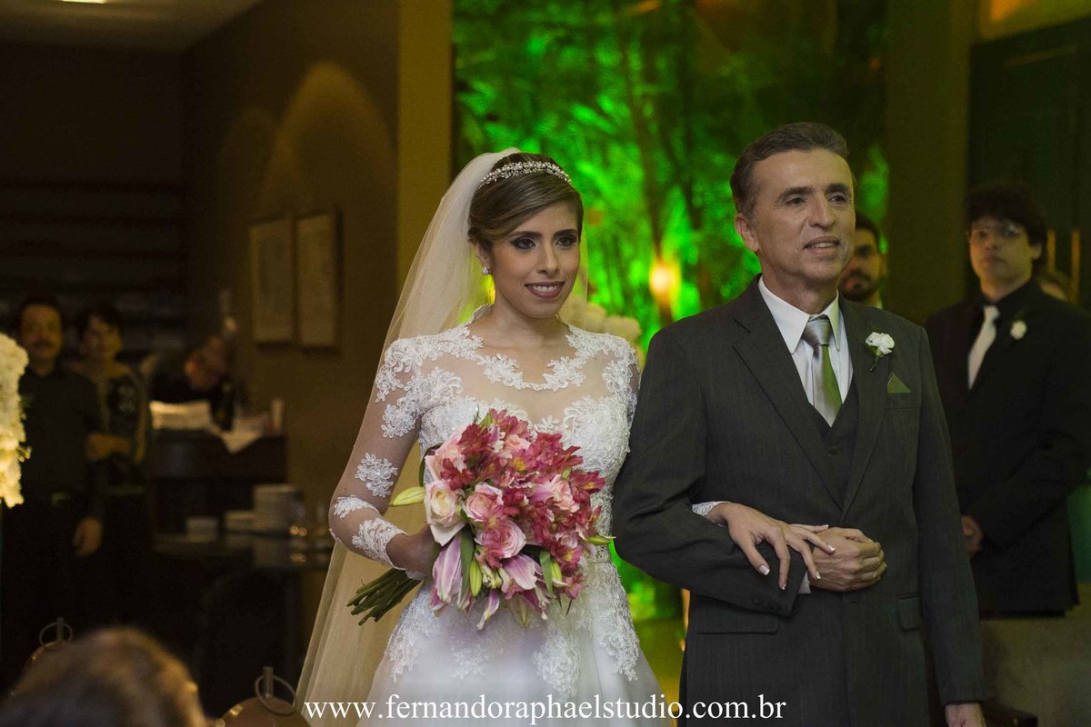 Classe A Estudio Fotografico; casamento; casamentos e eventos; casamentos fotografia; casamentos fotografos; clip de casamento; estudio fotografico; fernando raphael estudio fotografico; filmagem de casamento; foto e filmagem de casamento; foto e video de
