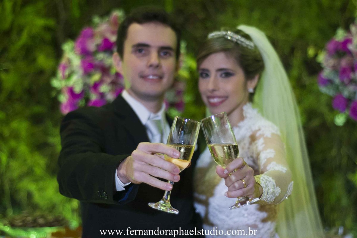 Classe A Estudio Fotografico; casamento; casamentos e eventos; casamentos fotografia; casamentos fotografos; clip de casamento; estudio fotografico; fernando raphael estudio fotografico; filmagem de casamento; foto e filmagem de casamento; foto e video de