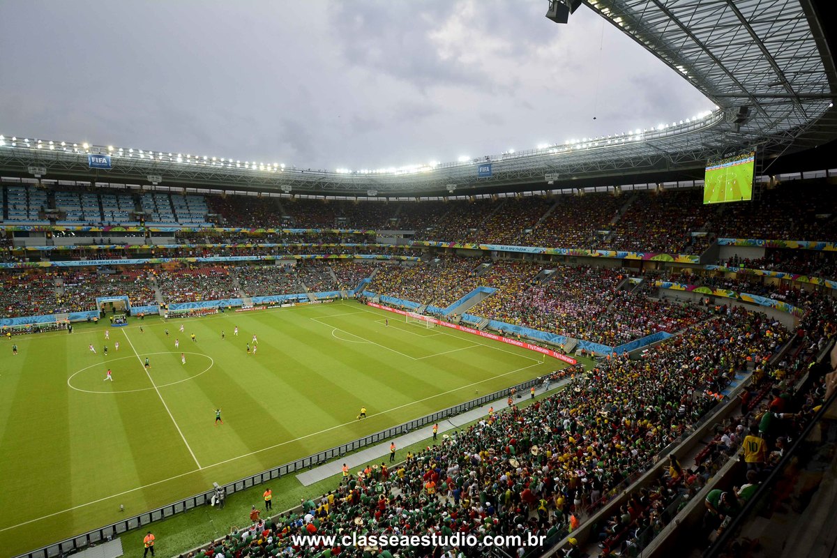 Fotos publicitárias; book fotográfico; cobertura fotográfica de eventos sociais, cobertura fotográfica de eventos corporativos (empresas); vídeo-clips; filmagem, vídeo profissional; impressões de fotos na h