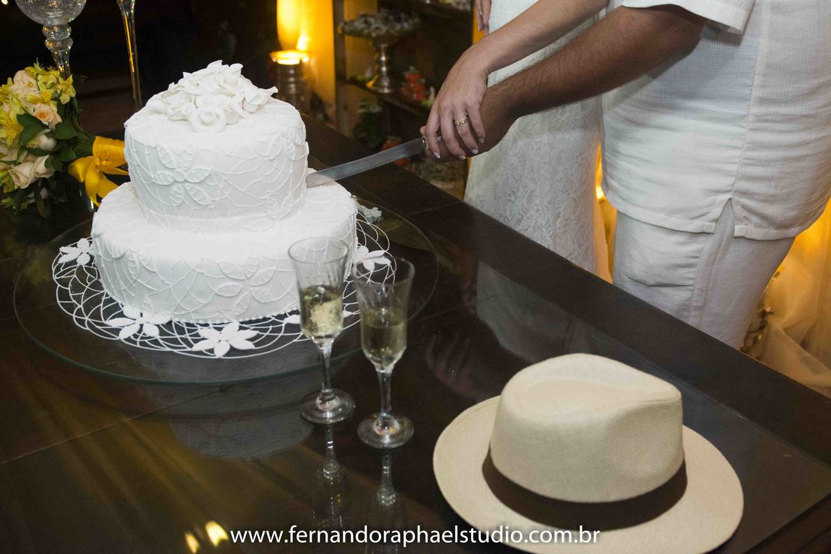 Classe A Estúdio Fotográfico; casamento; casamento em carneiros; casamento na praia; estúdio fotográfico; fernando raphael estúdio fotográfico; filmagem de casamento; foto e filmagem de casamento; foto e ví