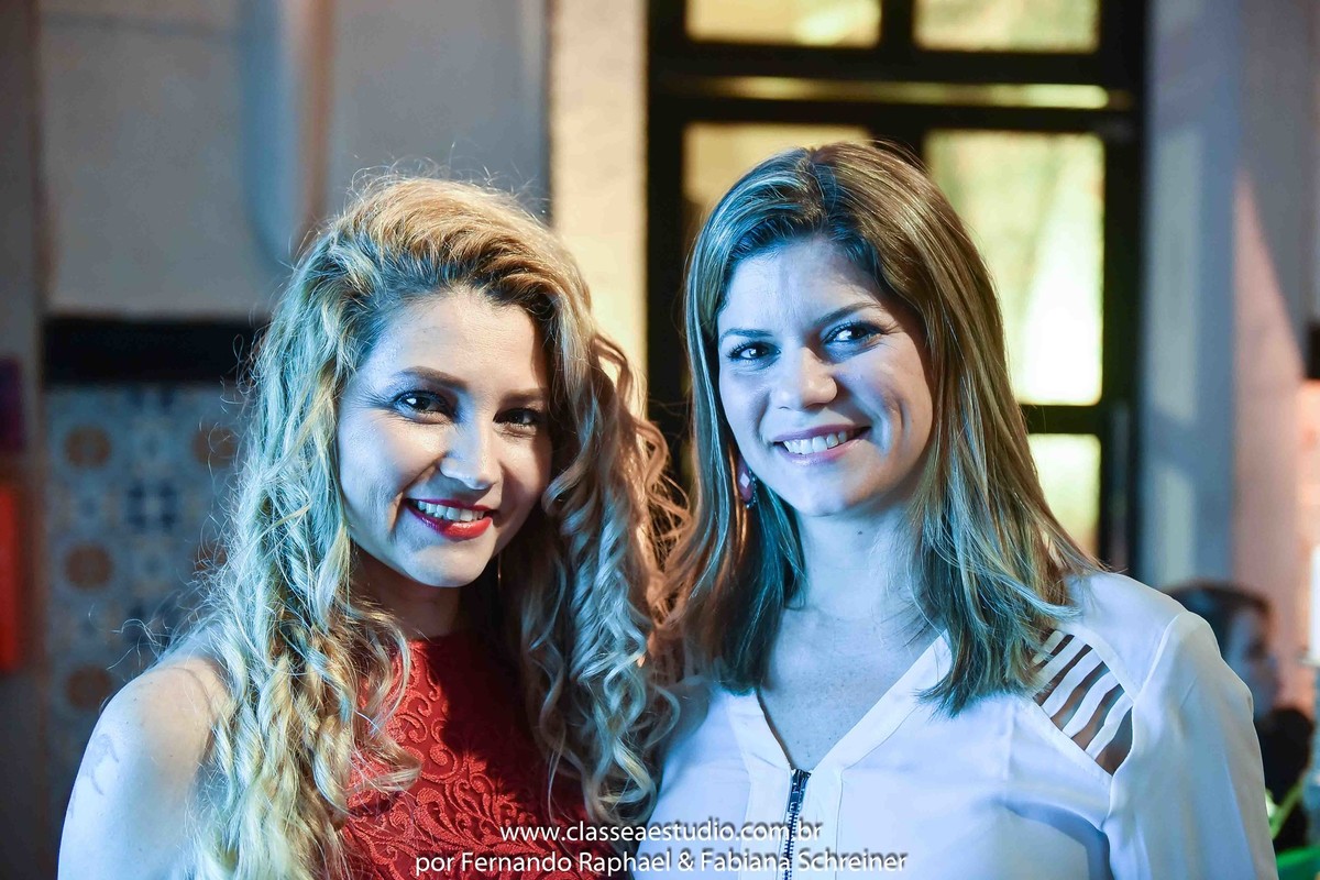 Fabiana Schreiner (Boutique de Assessoria) e Mariana De Nadal (Cerimonial Da Fonte