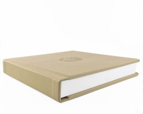 Álbum fotográfico de casamento em couro com gravação a laser