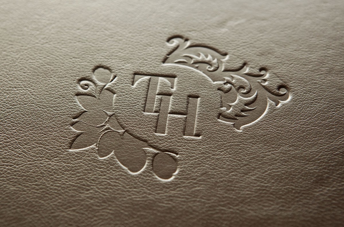 Álbuns fotográficos em couro com gravação a laser