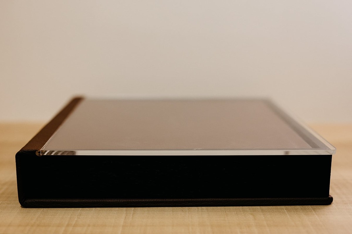 Caixa de acrílico para álbuns de casamento em recife