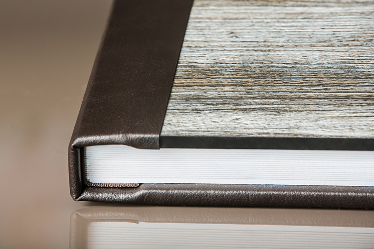 Álbuns fotográficos para casamento com capa de madeira belissimos