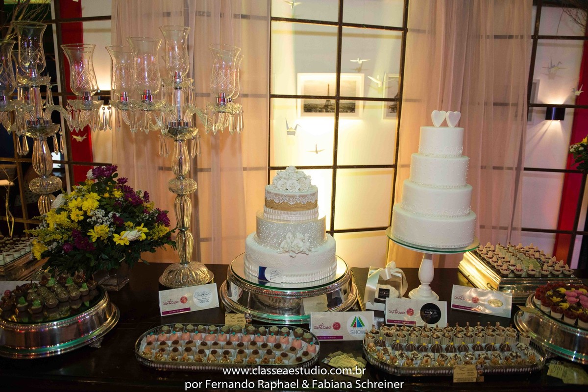 mesa de bolo de casamentos