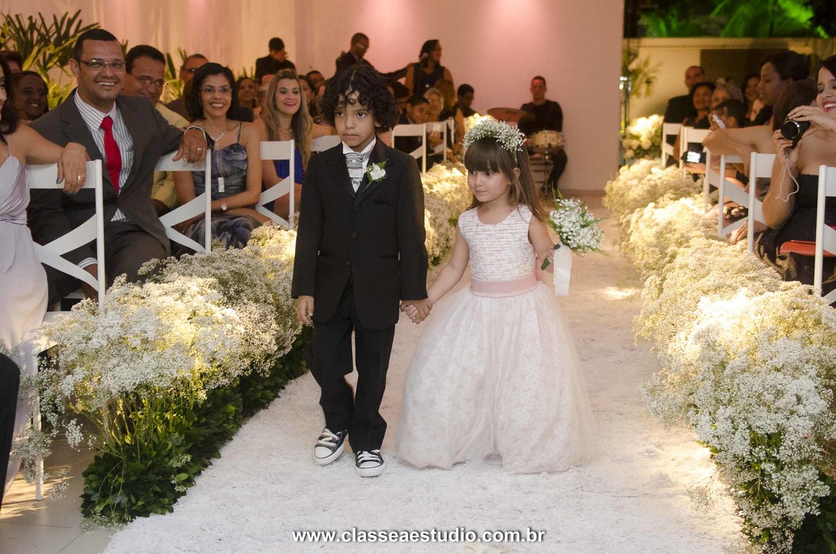 Classe A Estudio Fotografico; casamento; casamento na beira mar; casamento na praia; casamento no porto fino; casamentos e eventos; casamentos fotografia; casamentos fotografos; cerimonial Fabiola Ramos; clip de casamento; decoracao robson chagas; estudio