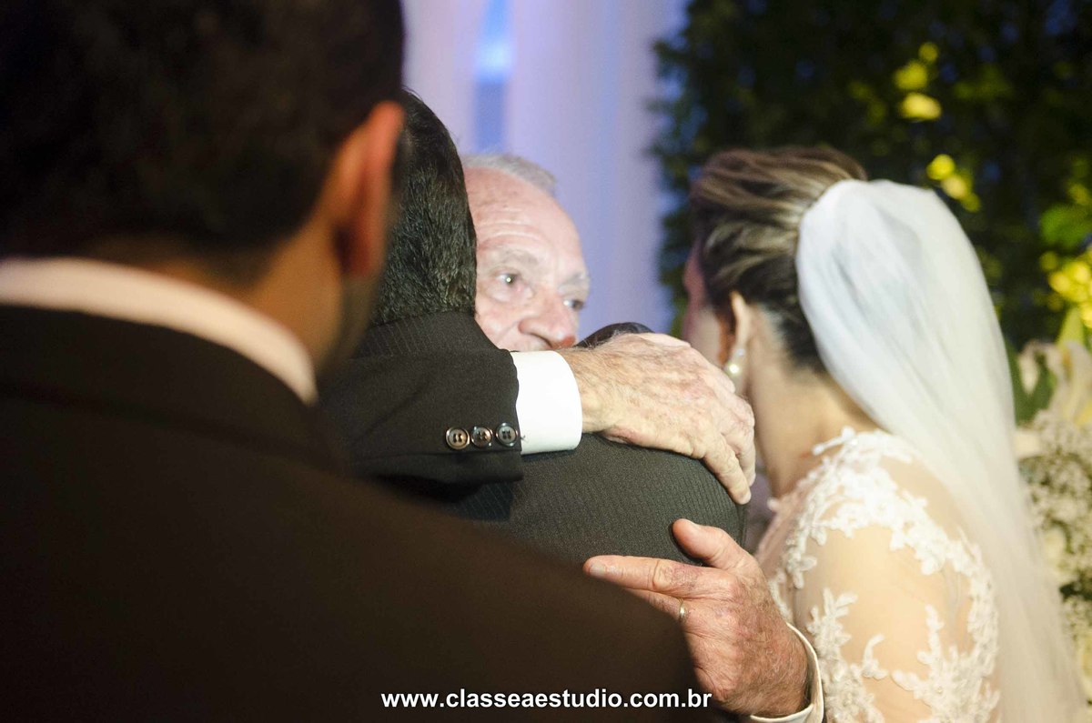 Classe A Estudio Fotografico; casamento; casamento na beira mar; casamento na praia; casamento no porto fino; casamentos e eventos; casamentos fotografia; casamentos fotografos; cerimonial Fabiola Ramos; clip de casamento; decoracao robson chagas; estudio