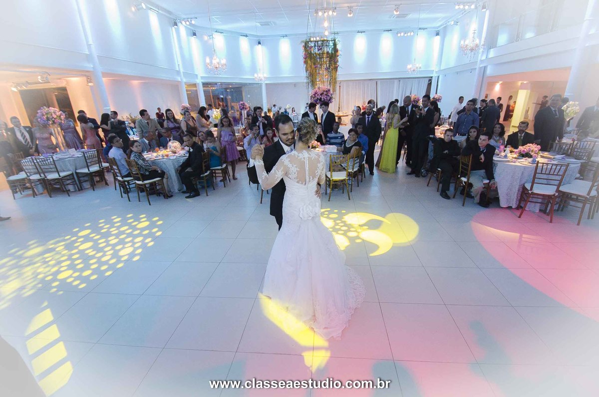 Classe A Estudio Fotografico; casamento; casamento na beira mar; casamento na praia; casamento no porto fino; casamentos e eventos; casamentos fotografia; casamentos fotografos; cerimonial Fabiola Ramos; clip de casamento; decoracao robson chagas; estudio