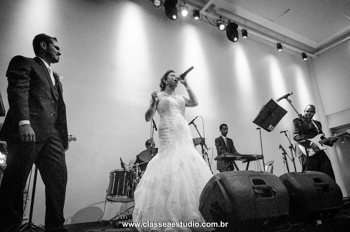 Classe A Estudio Fotografico; casamento; casamento na beira mar; casamento na praia; casamento no porto fino; casamentos e eventos; casamentos fotografia; casamentos fotografos; cerimonial Fabiola Ramos; clip de casamento; decoracao robson chagas; estudio