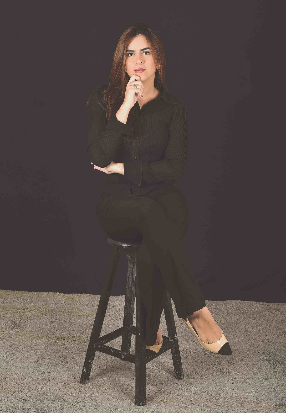 Estúdio fotográfico com beca.