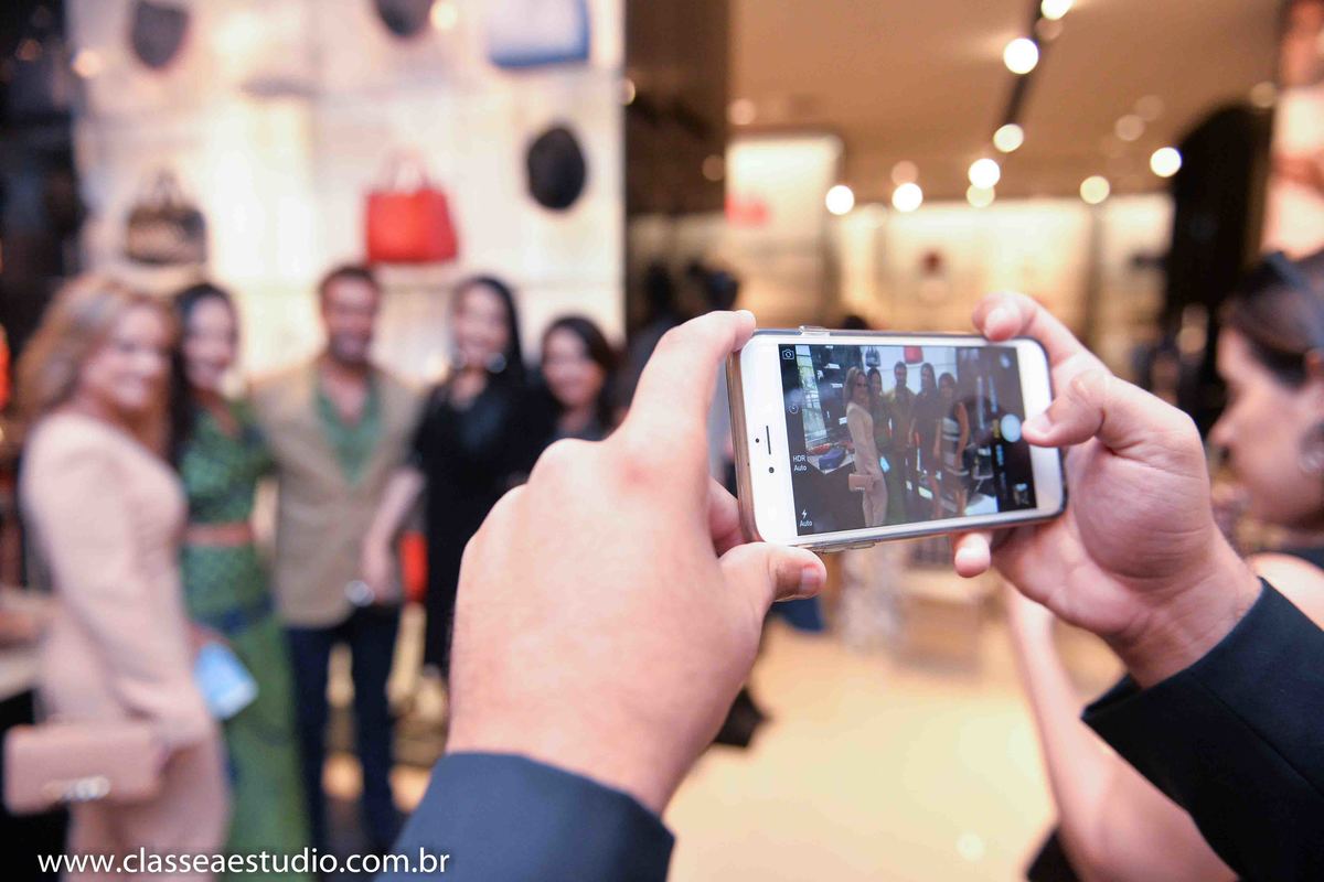 alta sociedade; andre caricio; armani; classe a agency; classe a estudio fotografico; cobertura fotografica; cobertura fotografica de eventos; cobertura fotografica de eventos corporativos; cobertura fotografica de eventos empresariais; cobertura fotograf