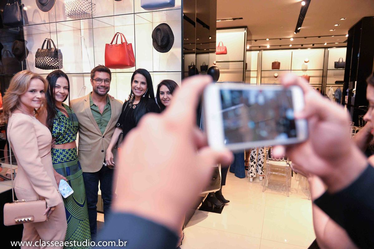 alta sociedade; andre caricio; armani; classe a agency; classe a estudio fotografico; cobertura fotografica; cobertura fotografica de eventos; cobertura fotografica de eventos corporativos; cobertura fotografica de eventos empresariais; cobertura fotograf