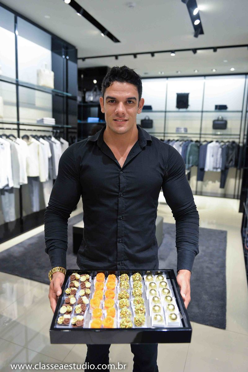 alta sociedade; andre caricio; armani; classe a agency; classe a estudio fotografico; cobertura fotografica; cobertura fotografica de eventos; cobertura fotografica de eventos corporativos; cobertura fotografica de eventos empresariais; cobertura fotograf