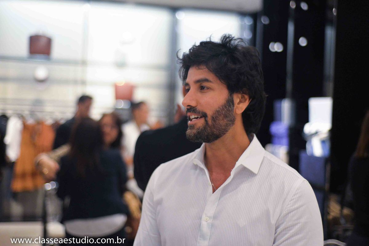 alta sociedade; andrea caricio; armani; classe a agency; classe a estudio fotografico; cobertura fotografica; cobertura fotografica de eventos; cobertura fotografica de eventos corporativos; cobertura fotografica de eventos empresariais; cobertura fotogra