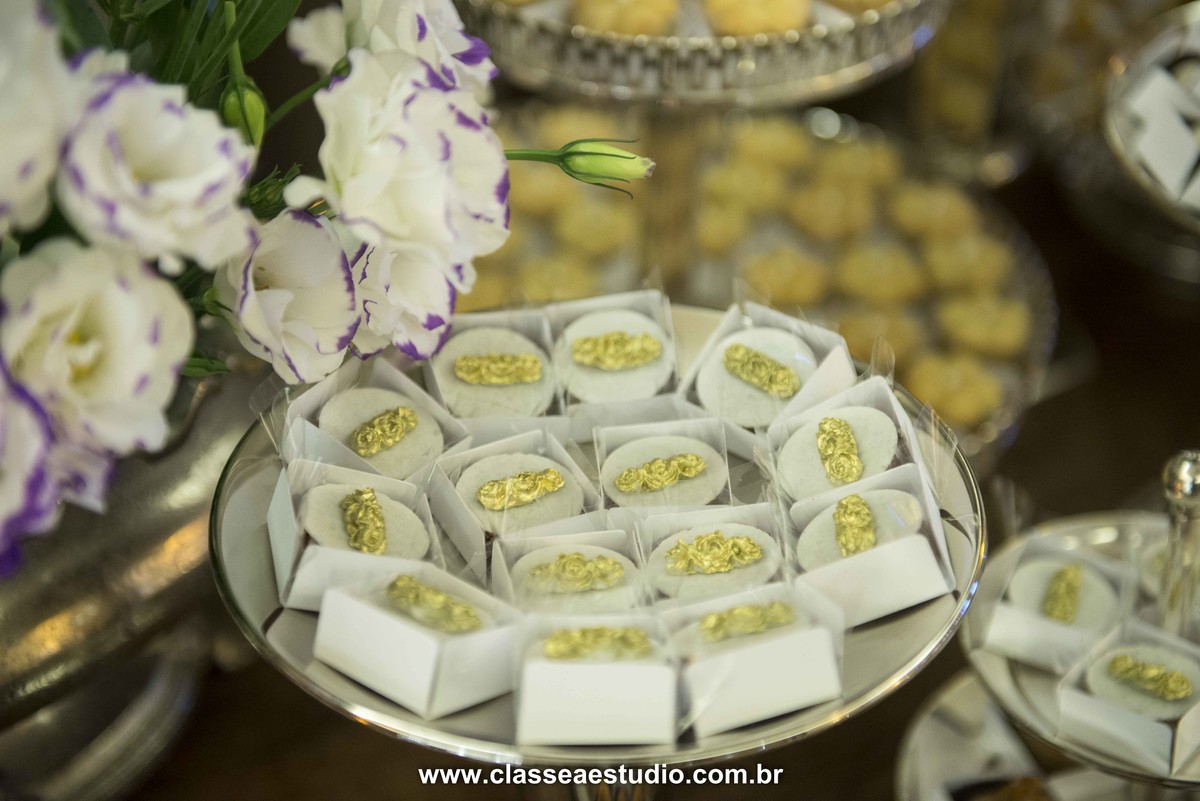 fotojornalismo em casamentos, fabiana schreiner, ana izabel figueiredo alta confeitaria; balaca buffet de liquidos; benta brigaderia; bolo de noiva; buffet de casamento; buffet villa sandino; carrinho da gula; casamento; casamentos; casamentos em recife; 